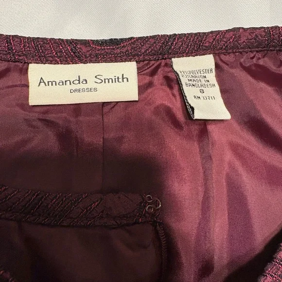 AMANDA SMITH, Brocade Burgundy Two Piece Skirt Suit w/Faux Fur, Size 8, EUC - Picture 7 of 7